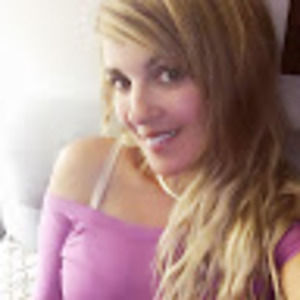 Meet your Posher, Daniela